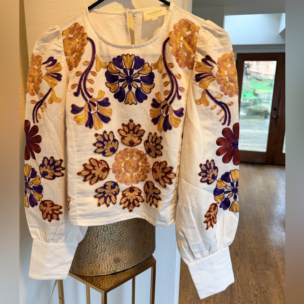 Sézane Jorden Embroidered White Top NWOT 🌼